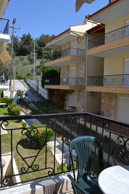 Roses Rt Apartments Skioni I Νέα Σκιώνη Εξωτερικό φωτογραφία