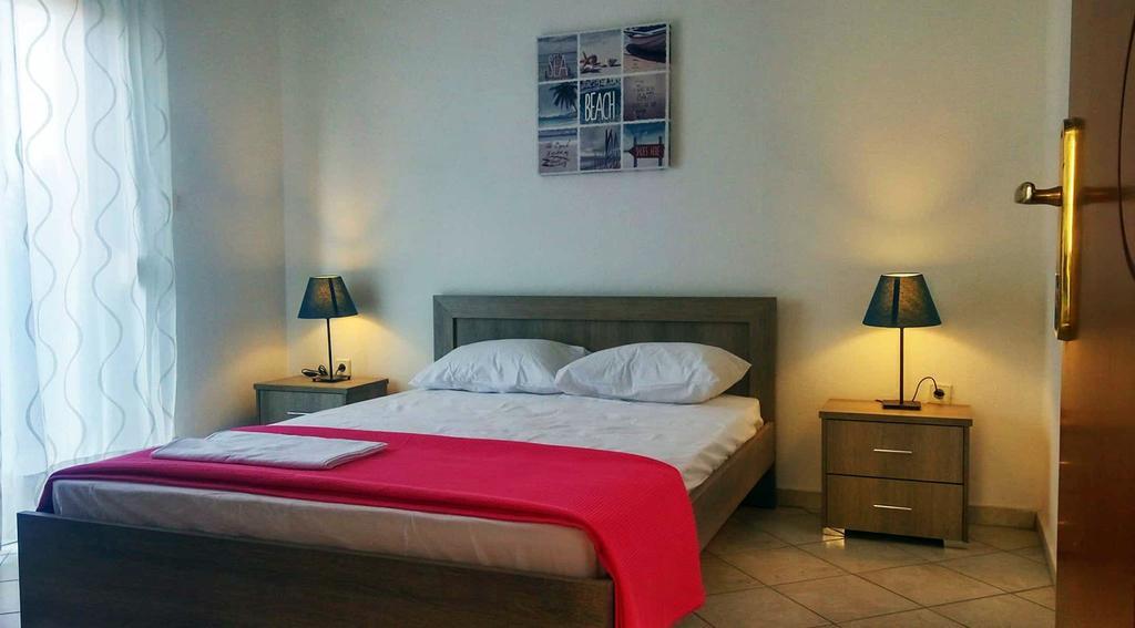 Roses Rt Apartments Skioni I Νέα Σκιώνη Εξωτερικό φωτογραφία