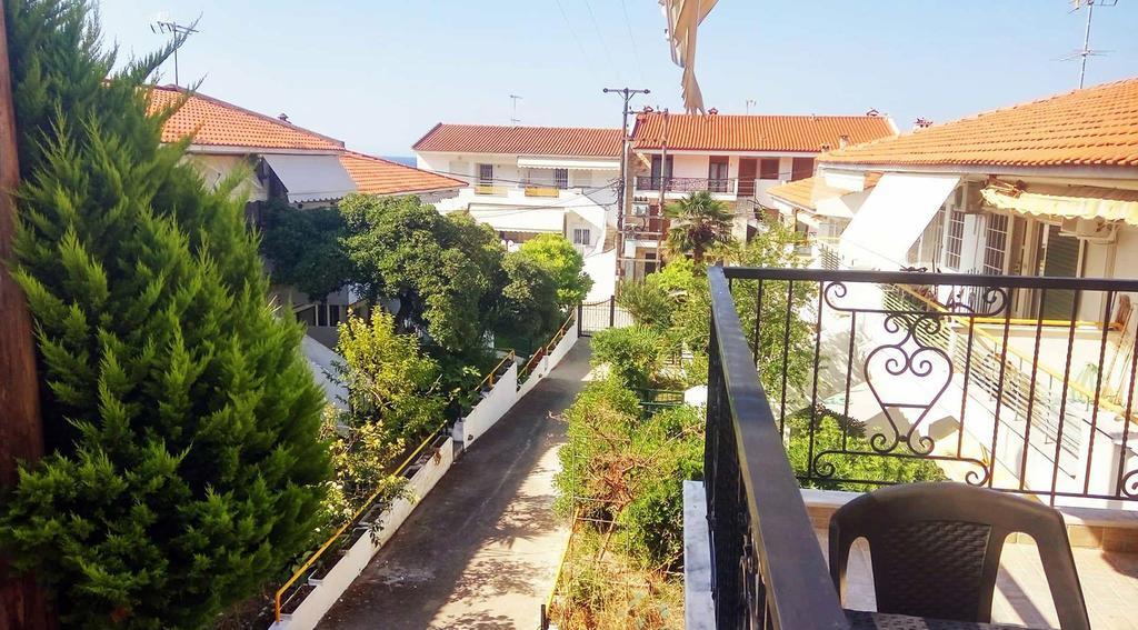 Roses Rt Apartments Skioni I Νέα Σκιώνη Εξωτερικό φωτογραφία